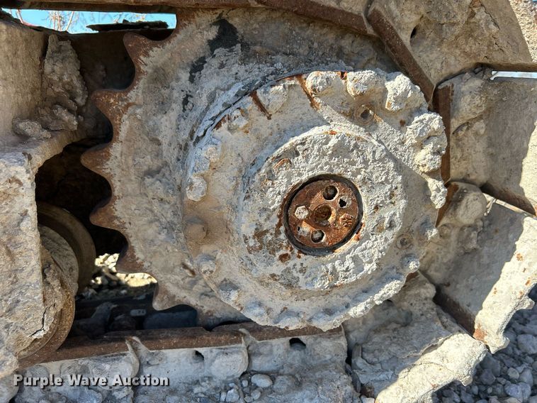 image for item DN8162 Gomaco Commander III GT6300  slip form paver