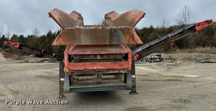 image for item DO2204 2012 Sandvik QE440  screening plant