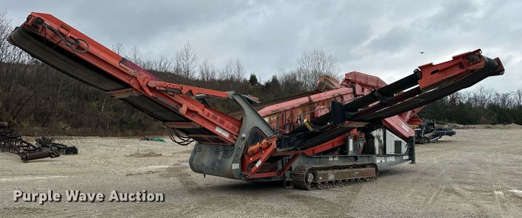 image for item DO2204 2012 Sandvik QE440  screening plant