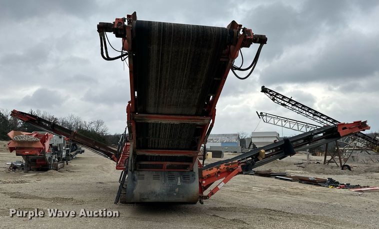 image for item DO2204 2012 Sandvik QE440  screening plant