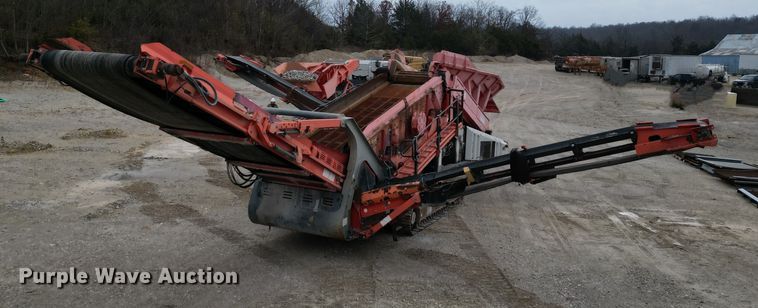 image for item DO2204 2012 Sandvik QE440  screening plant
