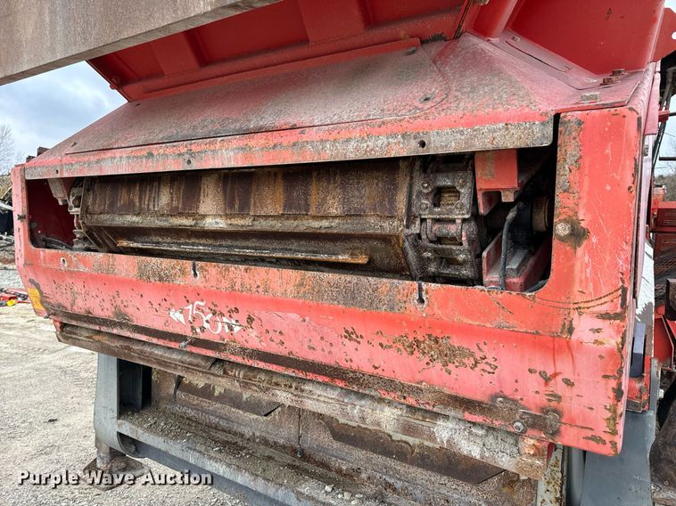 image for item DO2204 2012 Sandvik QE440  screening plant