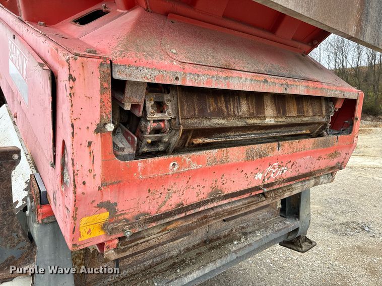 image for item DO2204 2012 Sandvik QE440  screening plant