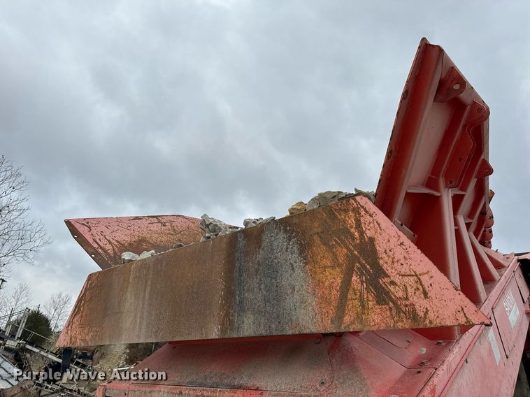 image for item DO2204 2012 Sandvik QE440  screening plant