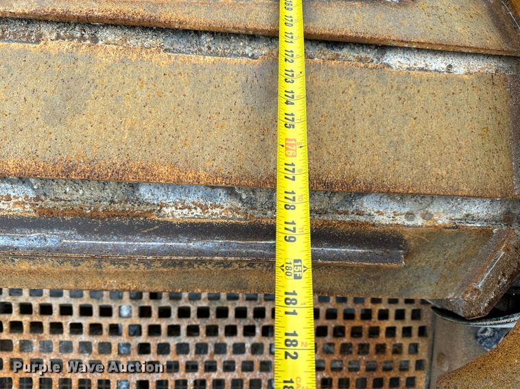 image for item DO2204 2012 Sandvik QE440  screening plant