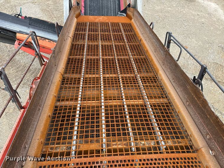 image for item DO2204 2012 Sandvik QE440  screening plant