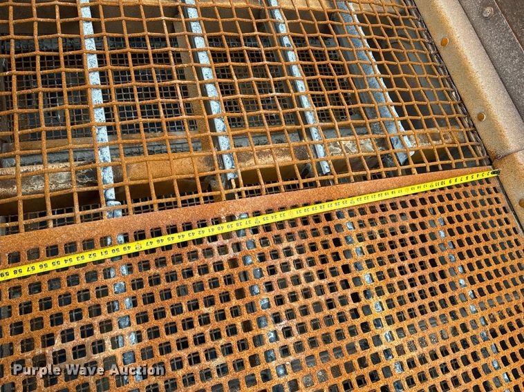 image for item DO2204 2012 Sandvik QE440  screening plant