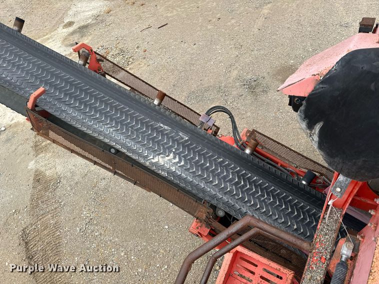 image for item DO2204 2012 Sandvik QE440  screening plant