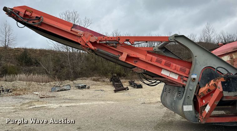 image for item DO2204 2012 Sandvik QE440  screening plant