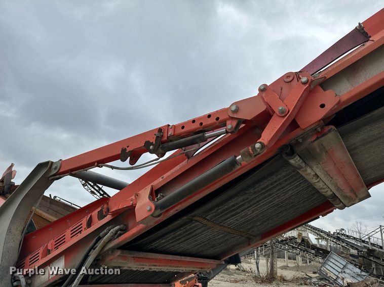 image for item DO2204 2012 Sandvik QE440  screening plant