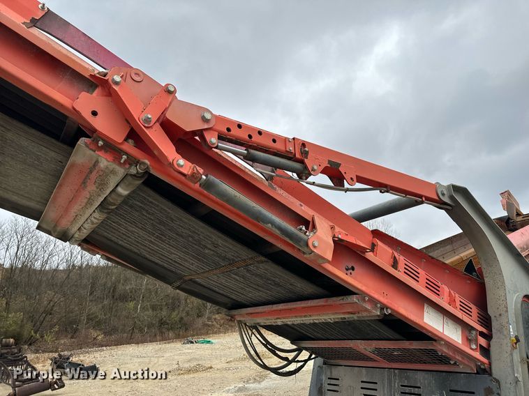 image for item DO2204 2012 Sandvik QE440  screening plant