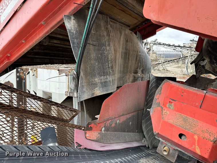 image for item DO2204 2012 Sandvik QE440  screening plant