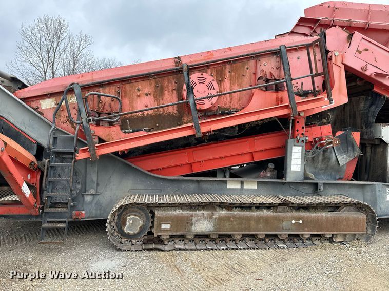 image for item DO2204 2012 Sandvik QE440  screening plant