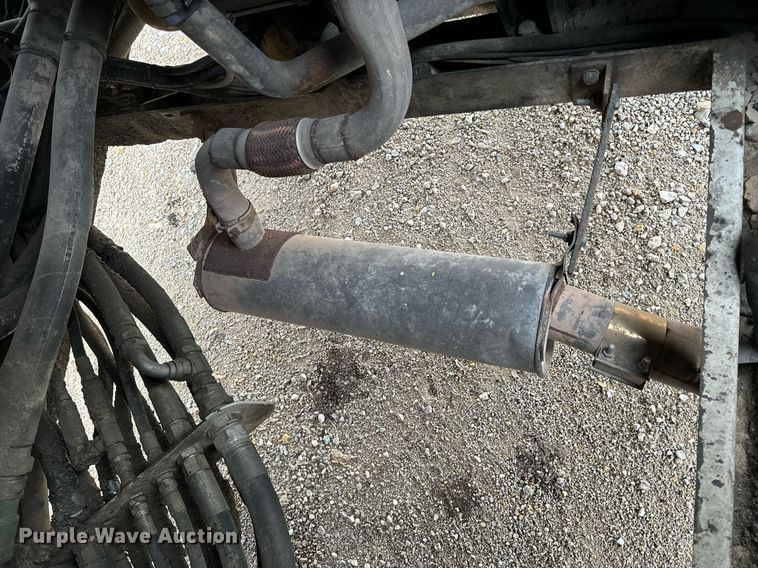 image for item DO2204 2012 Sandvik QE440  screening plant