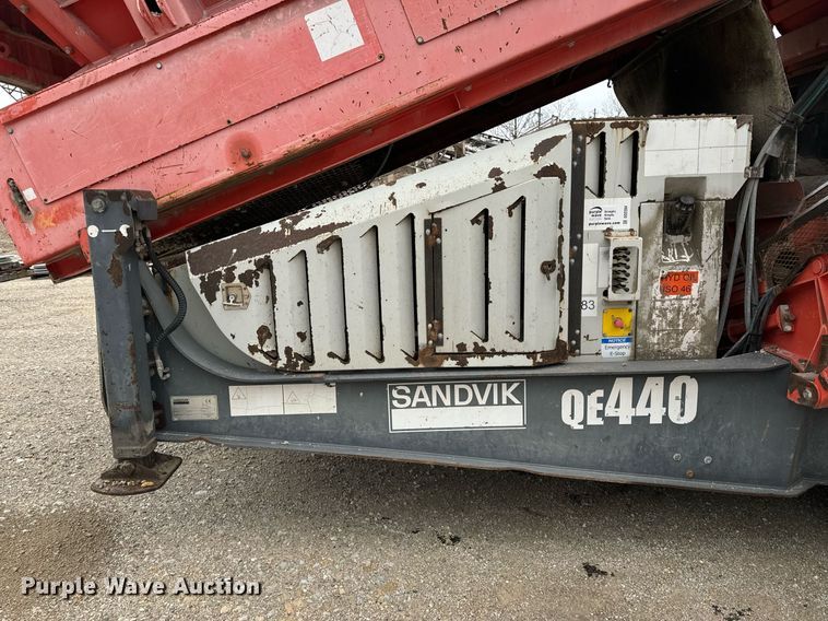 image for item DO2204 2012 Sandvik QE440  screening plant