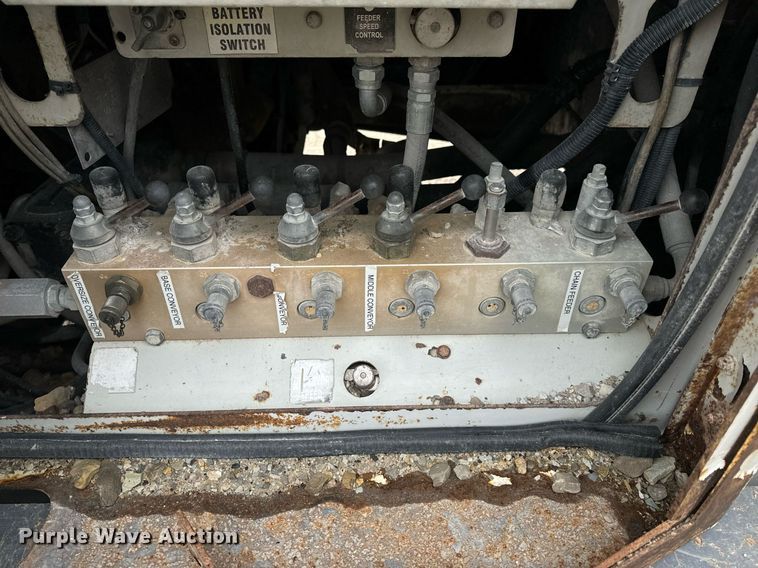 image for item DO2204 2012 Sandvik QE440  screening plant