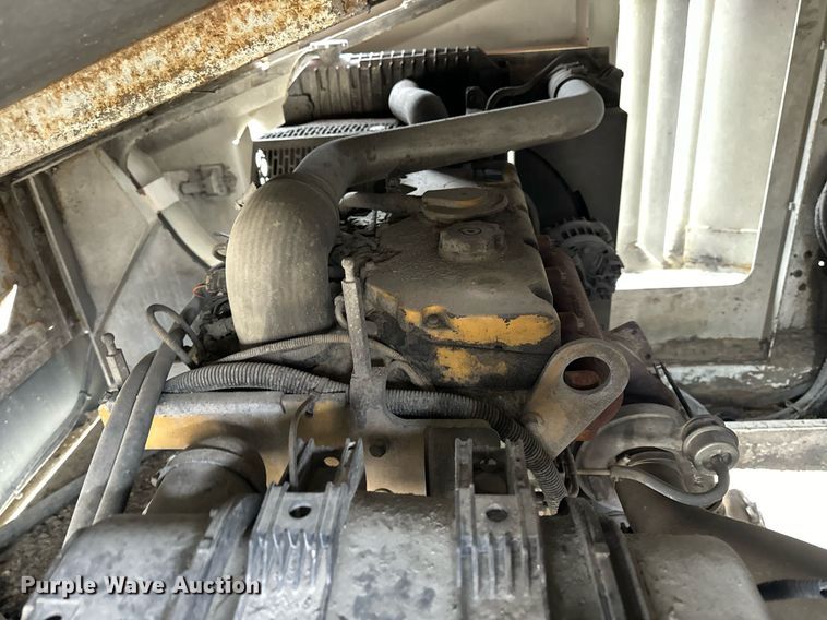 image for item DO2204 2012 Sandvik QE440  screening plant