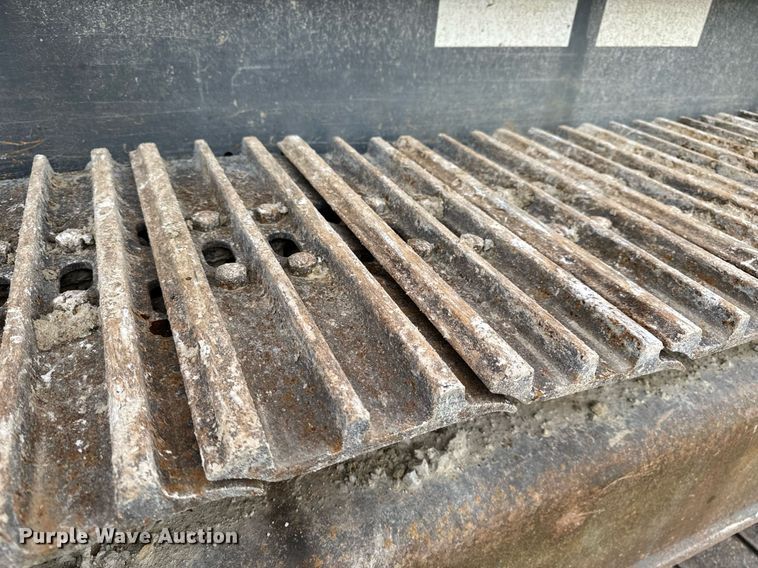 image for item DO2204 2012 Sandvik QE440  screening plant