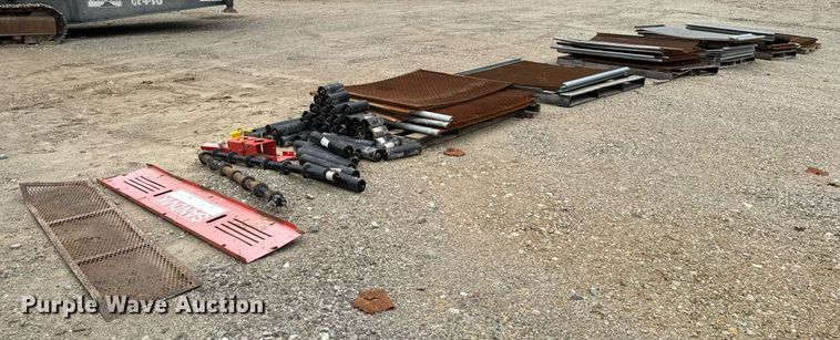 image for item DO2204 2012 Sandvik QE440  screening plant