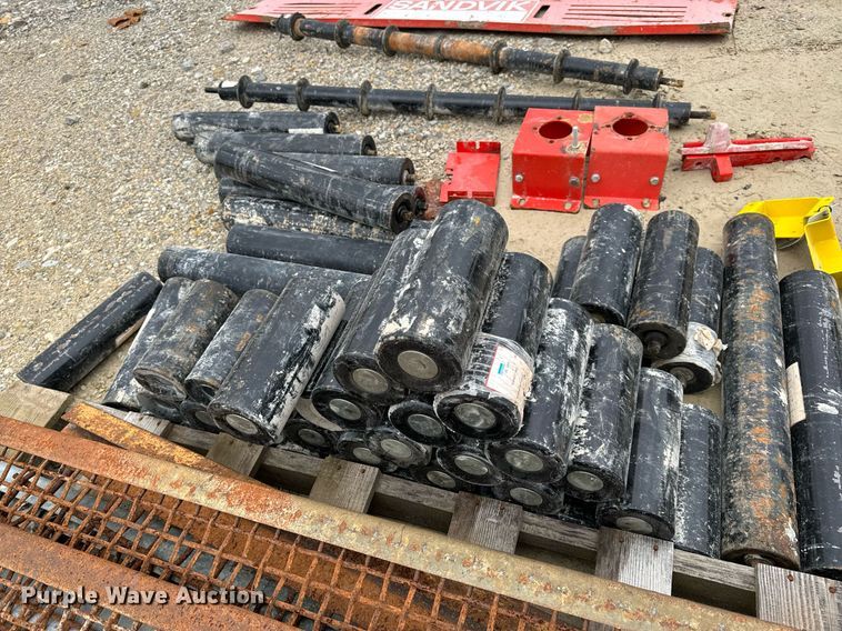 image for item DO2204 2012 Sandvik QE440  screening plant