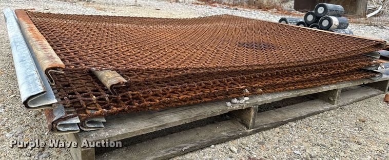 image for item DO2204 2012 Sandvik QE440  screening plant