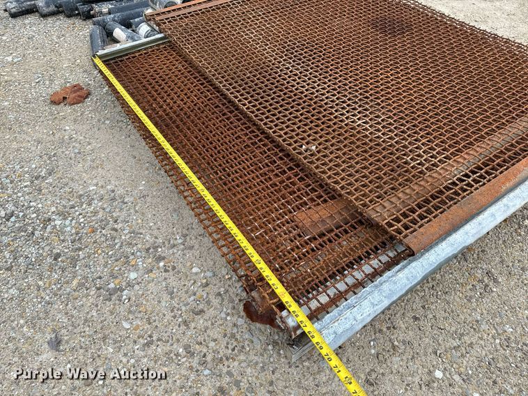 image for item DO2204 2012 Sandvik QE440  screening plant