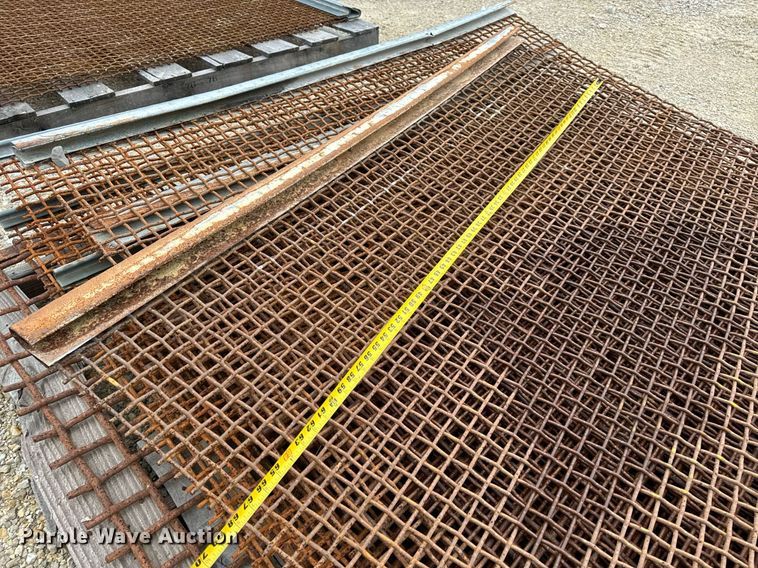 image for item DO2204 2012 Sandvik QE440  screening plant