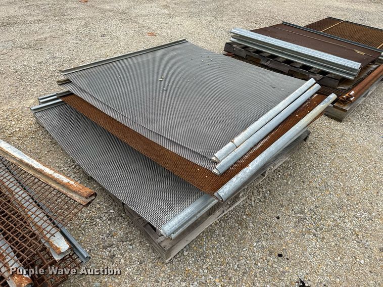 image for item DO2204 2012 Sandvik QE440  screening plant