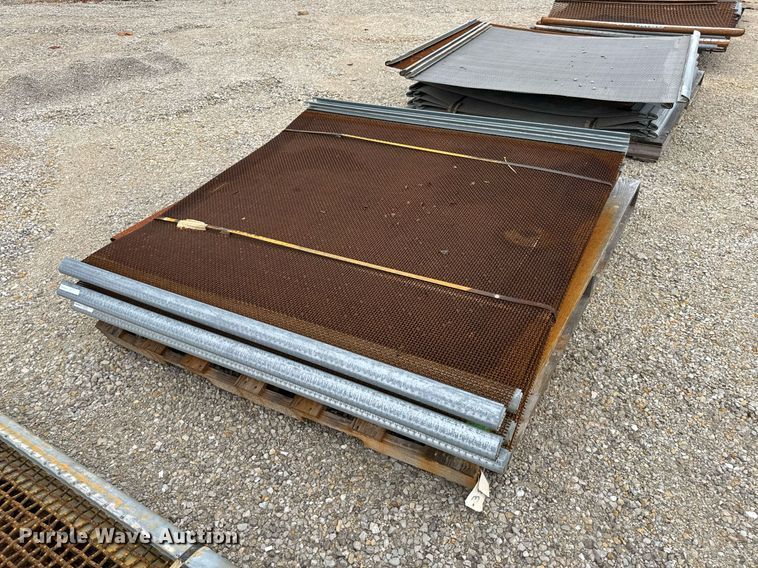 image for item DO2204 2012 Sandvik QE440  screening plant