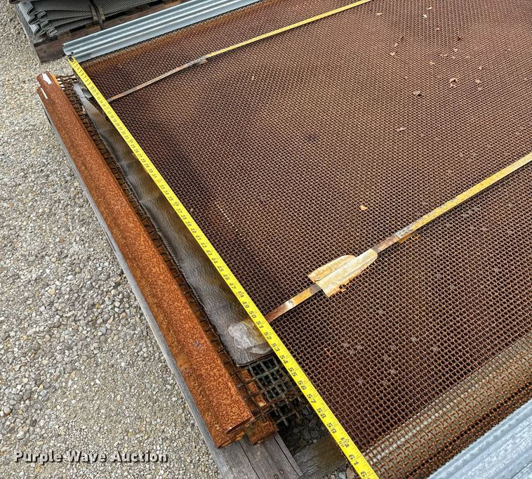 image for item DO2204 2012 Sandvik QE440  screening plant