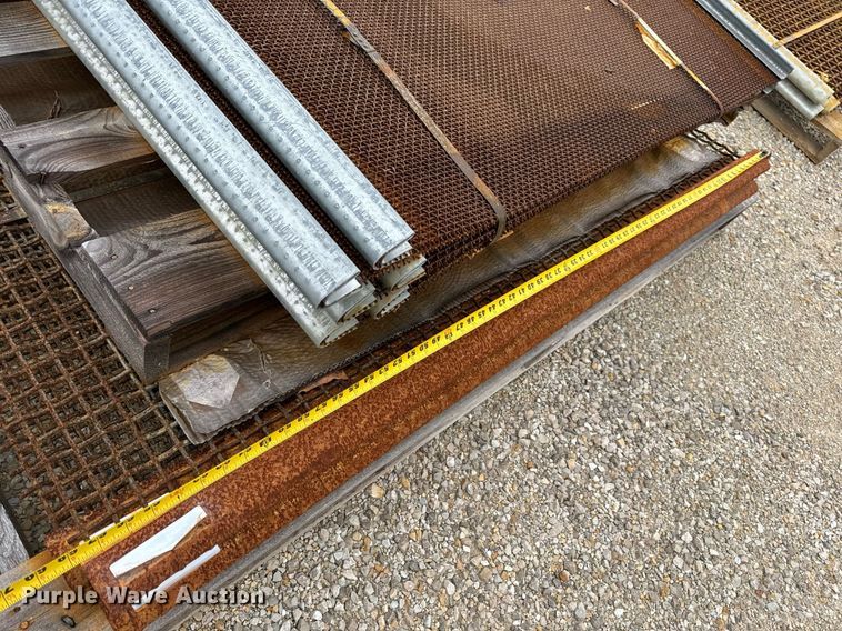 image for item DO2204 2012 Sandvik QE440  screening plant