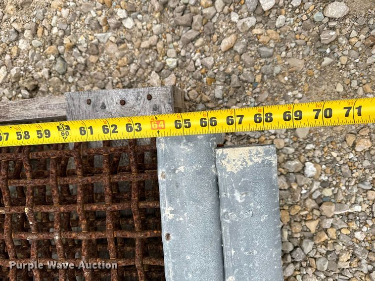 image for item DO2204 2012 Sandvik QE440  screening plant