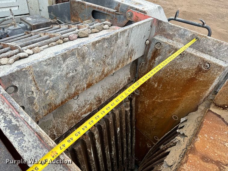 image for item DO2207 2013 Sandvik QJ341  crusher