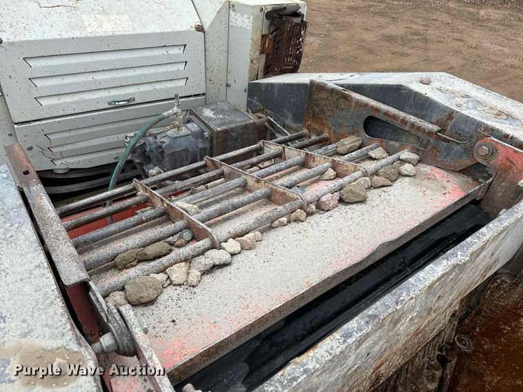 image for item DO2207 2013 Sandvik QJ341  crusher