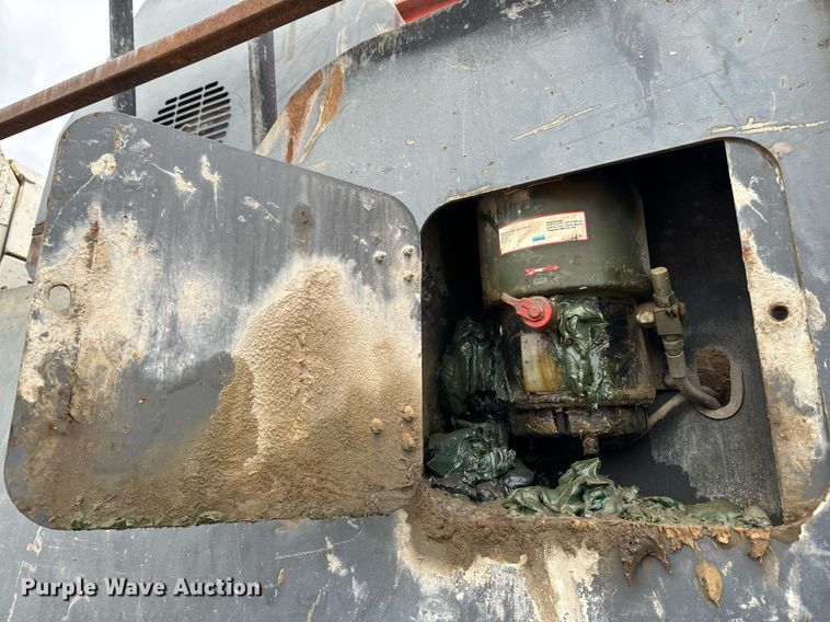 image for item DO2207 2013 Sandvik QJ341  crusher