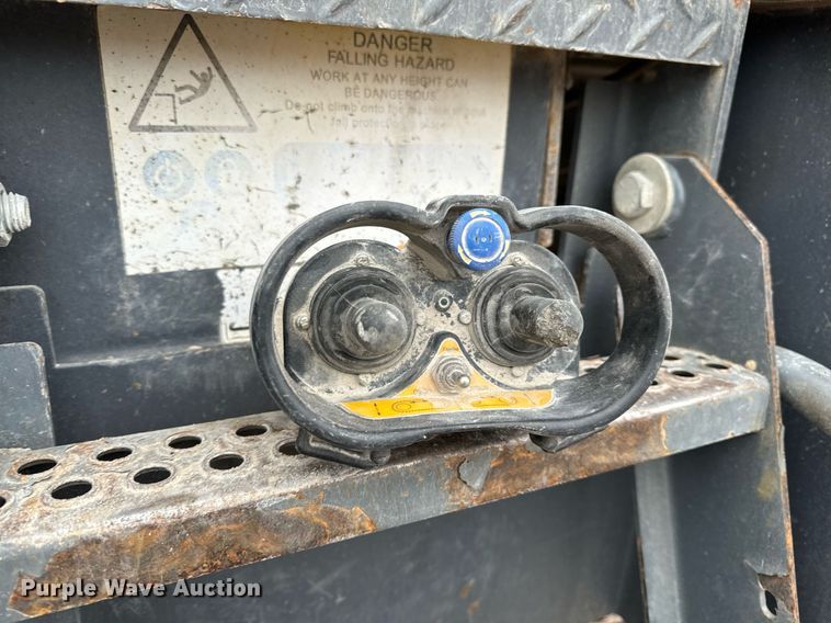 image for item DO2207 2013 Sandvik QJ341  crusher