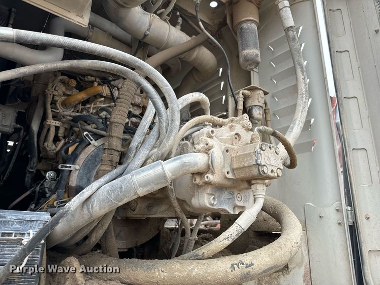 image for item DO2207 2013 Sandvik QJ341  crusher