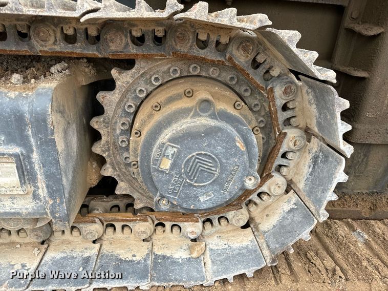 image for item DO2207 2013 Sandvik QJ341  crusher