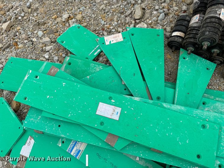 image for item DO2207 2013 Sandvik QJ341  crusher