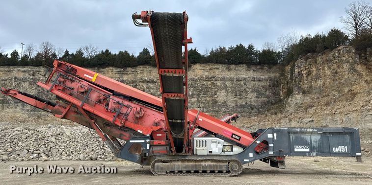 image for item DO2208 2013 Sandvik QA451  screening plant