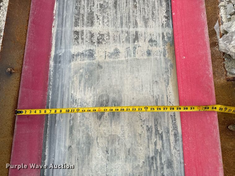 image for item DO2208 2013 Sandvik QA451  screening plant