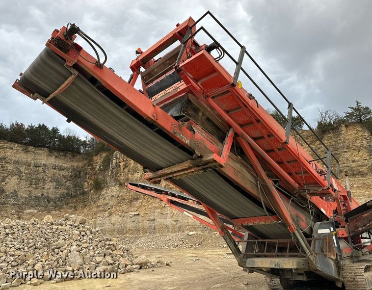 image for item DO2208 2013 Sandvik QA451  screening plant