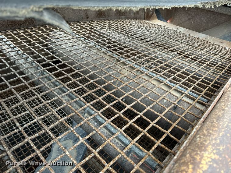 image for item DO2208 2013 Sandvik QA451  screening plant