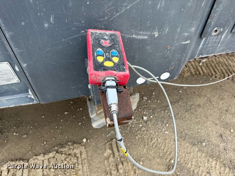 image for item DO2208 2013 Sandvik QA451  screening plant