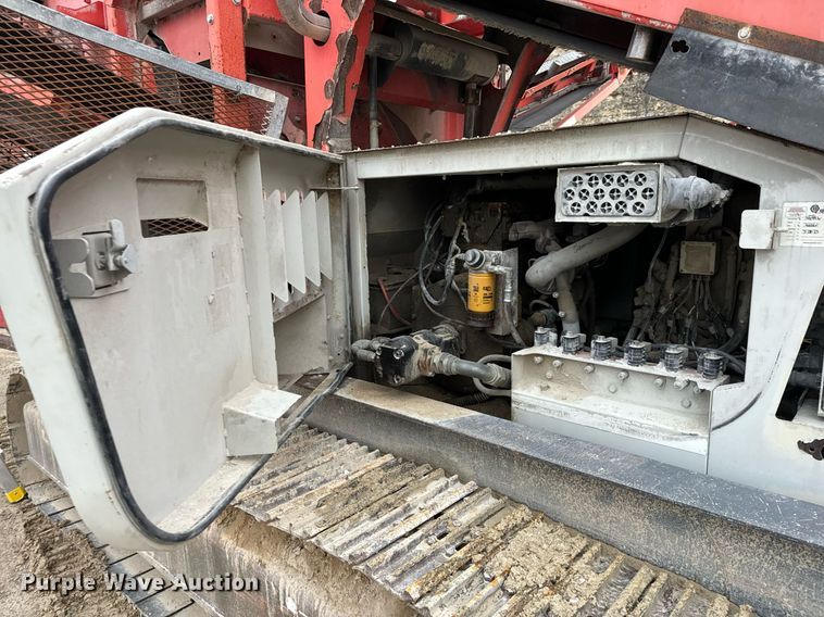 image for item DO2208 2013 Sandvik QA451  screening plant