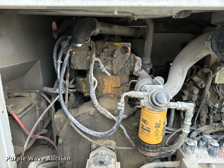 image for item DO2208 2013 Sandvik QA451  screening plant