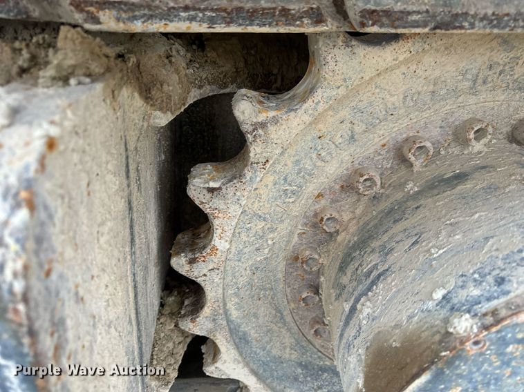 image for item DO2208 2013 Sandvik QA451  screening plant