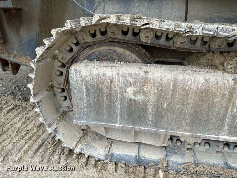 image for item DO2208 2013 Sandvik QA451  screening plant