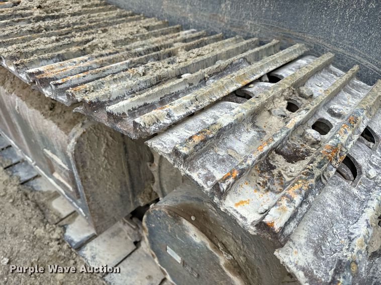 image for item DO2208 2013 Sandvik QA451  screening plant