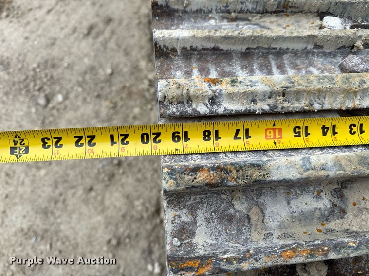 image for item DO2208 2013 Sandvik QA451  screening plant